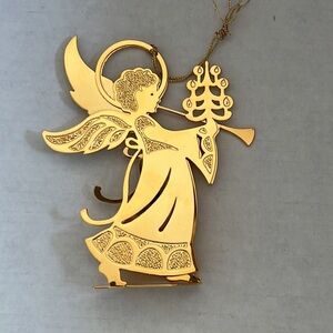 Danbury Mint Vintage Gold Angel Ornament 1988